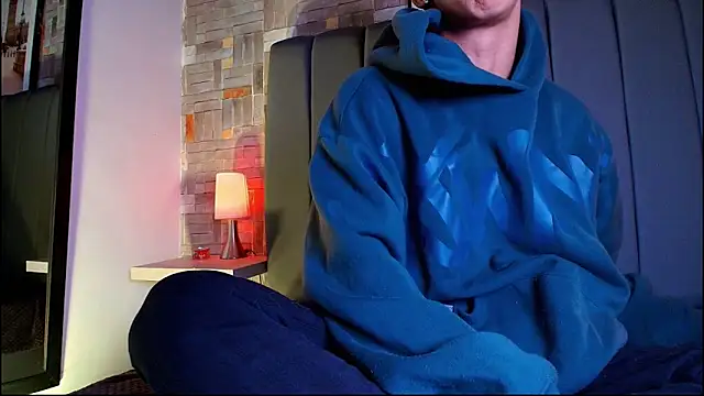 hares mds online show from March 7, 2:15 pm