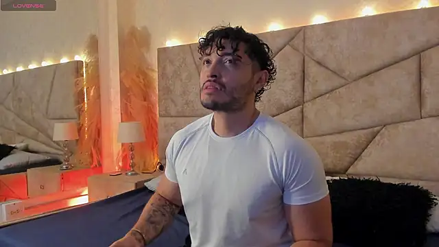 JossAckland online show from March 22, 6:46 pm