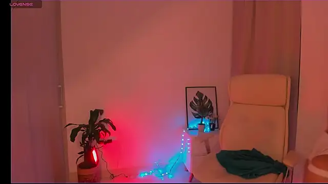 odelei online show from May 30, 1:49 am