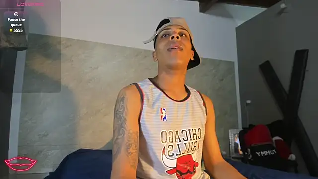 ada-brooke online show from February 23, 4:22 am