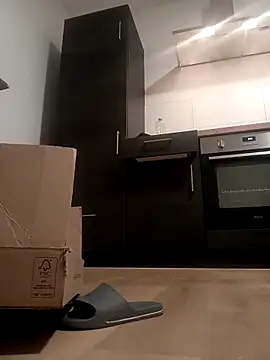 mikaaaaase online show from April 10, 11:45 pm