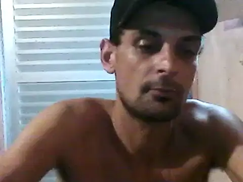 uelytom online show from December 20, 12:49 pm