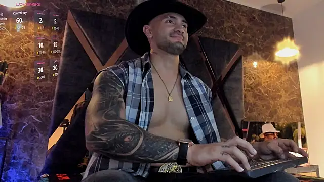 JeanColleman online show from April 17, 11:40 pm