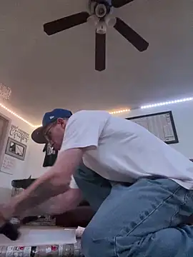 DirkD916 online show from December 23, 3:48 am