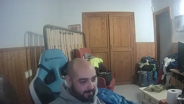 chicomallorca96 online show from January 8, 7:30 pm