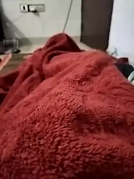 delhiboyooo online show from December 28, 11:48 pm