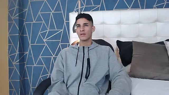 Snapshot of JakeMoxley chatting on February 12, 12:33 pm JakeMoxley online show from February 12, 12:33 pm
