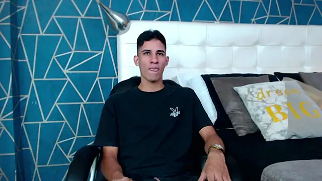 Snapshot of JakeMoxley chatting on January 27, 12:48 pm JakeMoxley online show from January 27, 12:48 pm