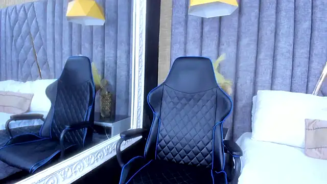 Snapshot of JakeMoxley chatting on December 21, 7:49 pm JakeMoxley online show from December 21, 7:49 pm