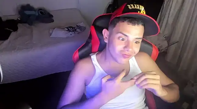 PipeRodriguez  online show from March 13, 1:54 am