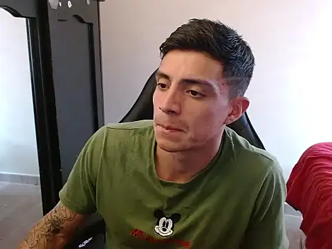 kv   xxx  online show from October 14, 6:15 pm