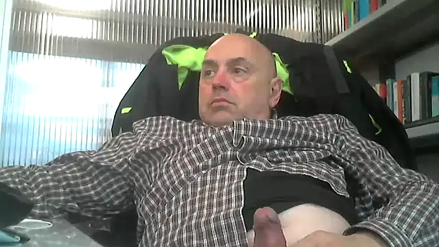 pantomax online show from March 9, 10:08 am