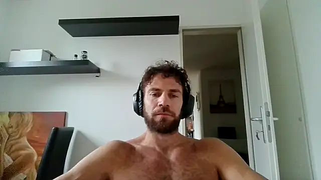 alpha-hunk online show from October 12, 3:17 pm