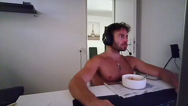 alpha-hunk online show from July 2, 10:21 am