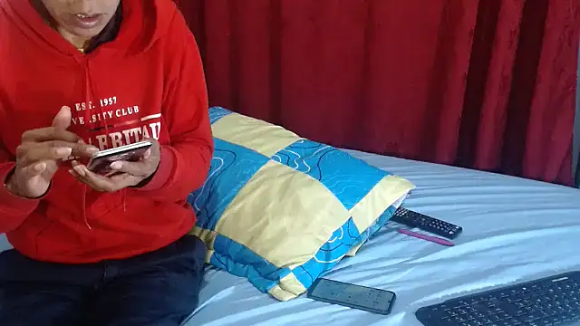 dani07- online show from September 19, 9:03 pm