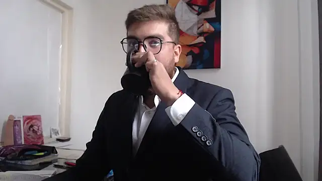 Snapshot of Dylanwish chatting on February 27, 8:09 pm Dylanwish online show from February 27, 8:09 pm