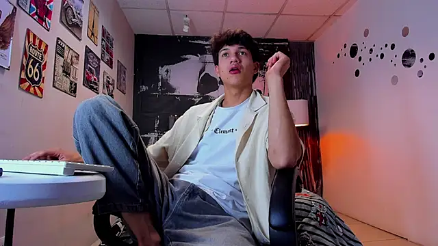 jason graeats online show from February 18, 3:59 am