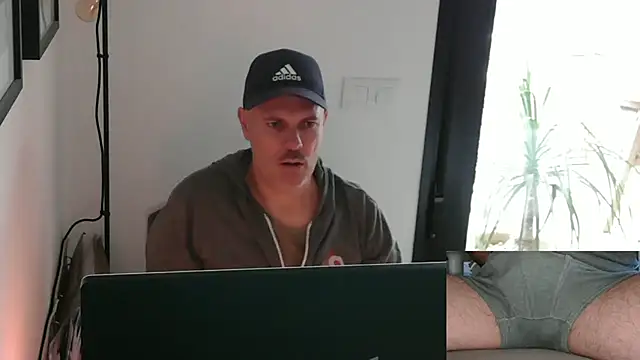 Francesco-ES online show from January 6, 11:18 am