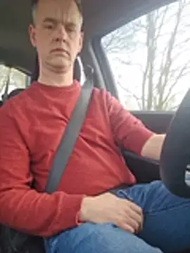 Hectorthyssen1 online show from April 10, 2:02 pm