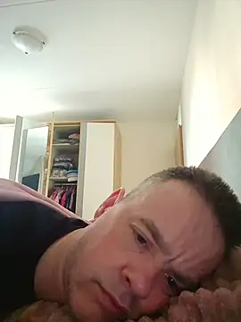 Hectorthyssen1 online show from March 22, 8:41 am