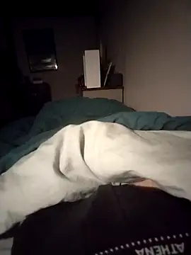 JulesG18 online show from February 22, 9:05 pm