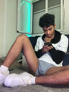 Ryan-hot online show from October 24, 11:50 pm