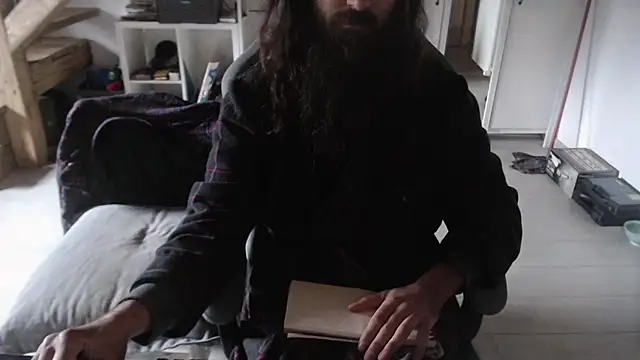 contemptumundi888 online show from November 24, 11:11 am