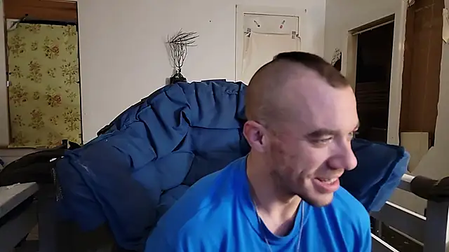 ScubaStevex online show from January 9, 5:44 am