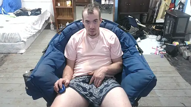 ScubaStevex online show from March 18, 7:22 pm