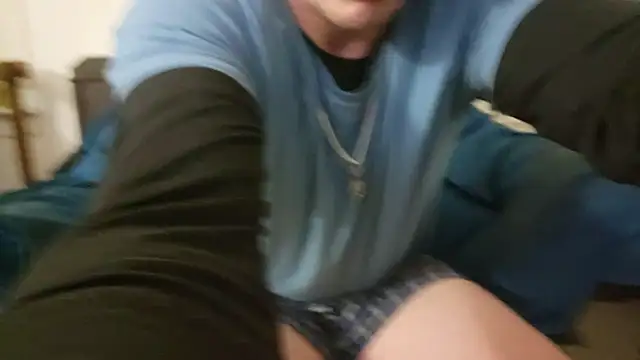 ScubaStevex online show from December 22, 8:49 am