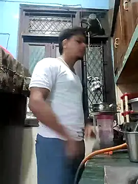 Snapshot of sailord chatting on December 6, 7:01 pm sailord online show from December 6, 7:01 pm