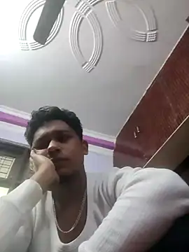 Snapshot of sailord chatting on February 15, 8:23 pm sailord online show from February 15, 8:23 pm