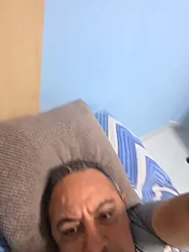 abdelhak33 online show from March 19, 7:39 pm