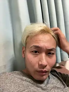 kouji8800 online show from January 3, 12:30 pm