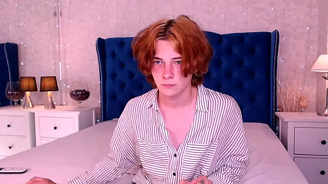 iwillfall online show from September 14, 10:34 pm