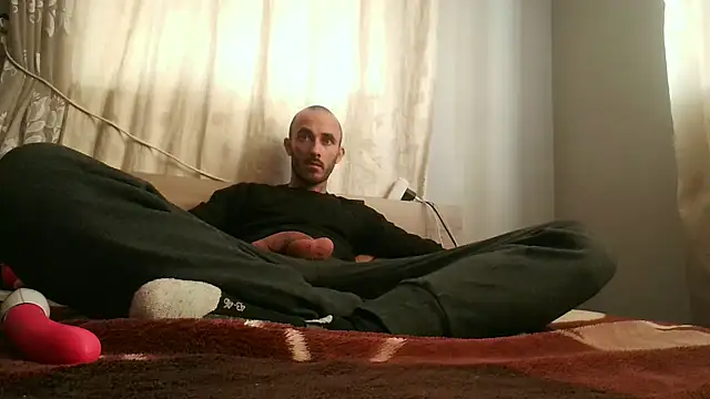 Snapshot of kisandgioni chatting on December 13, 11:55 am kisandgioni online show from December 13, 11:55 am