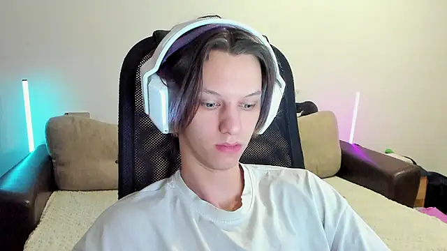 Ostin meow online show from February 7, 12:01 pm