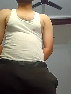 smartboy010101 online show from March 20, 7:47 am