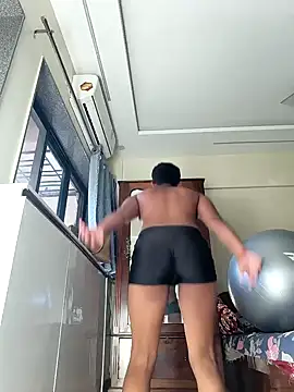 Snapshot of Choco_brownie23 chatting on December 27, 11:06 am Choco brownie23 online show from December 27, 11:06 am