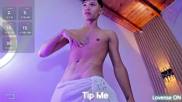 im sebaslopez online show from March 19, 3:52 am