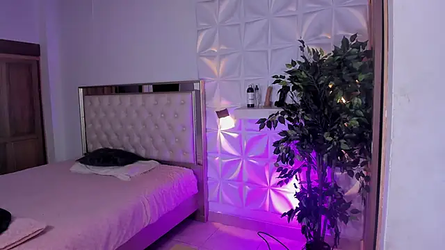 im sebaslopez online show from September 23, 11:42 am