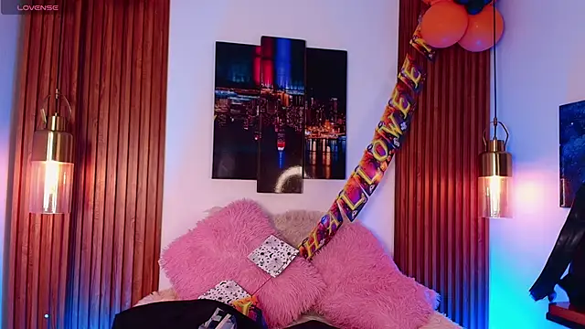 Noah Xitruxx online show from October 23, 2:48 am