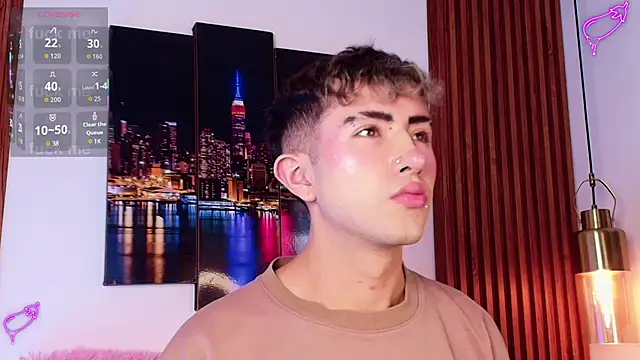 Noah Xitruxx online show from September 25, 5:56 pm