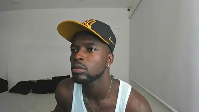 Snapshot of Dylan_Taylor chatting on February 26, 6:58 am Dylan Taylor online show from February 26, 6:58 am