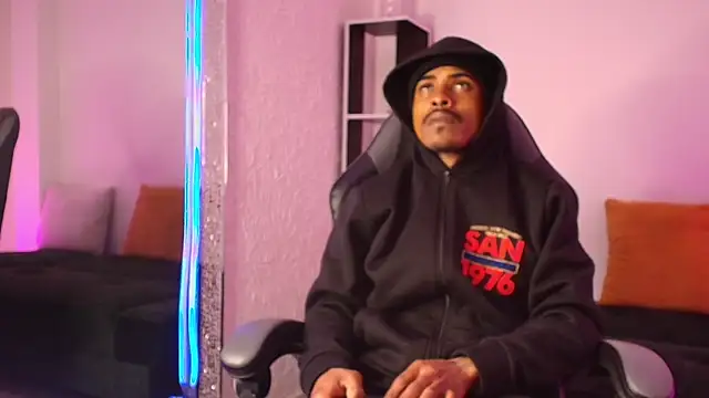 Bigote Big0357 online show from September 13, 7:59 pm