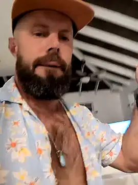 Snapshot of inoutinoutinout chatting on February 10, 6:53 am inoutinoutinout online show from February 10, 6:53 am