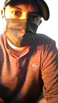 Snapshot of arabian82 chatting on January 1, 10:46 pm arabian82 online show from January 1, 10:46 pm