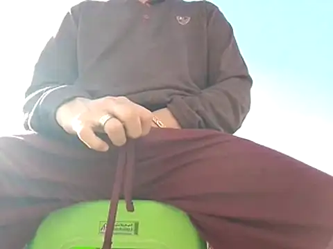 Snapshot of arabian82 chatting on December 23, 3:01 pm arabian82 online show from December 23, 3:01 pm