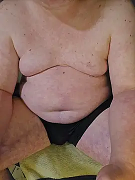 Chilsen1904 online show from April 10, 9:22 pm