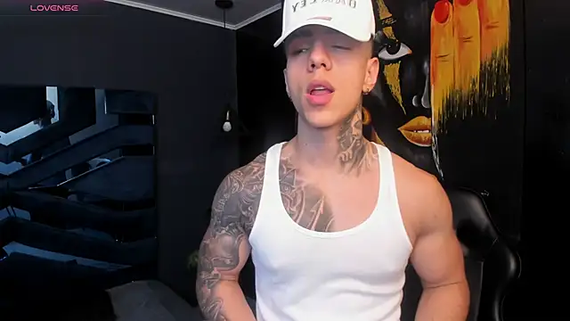 Flynn Riider online show from November 27, 5:38 pm